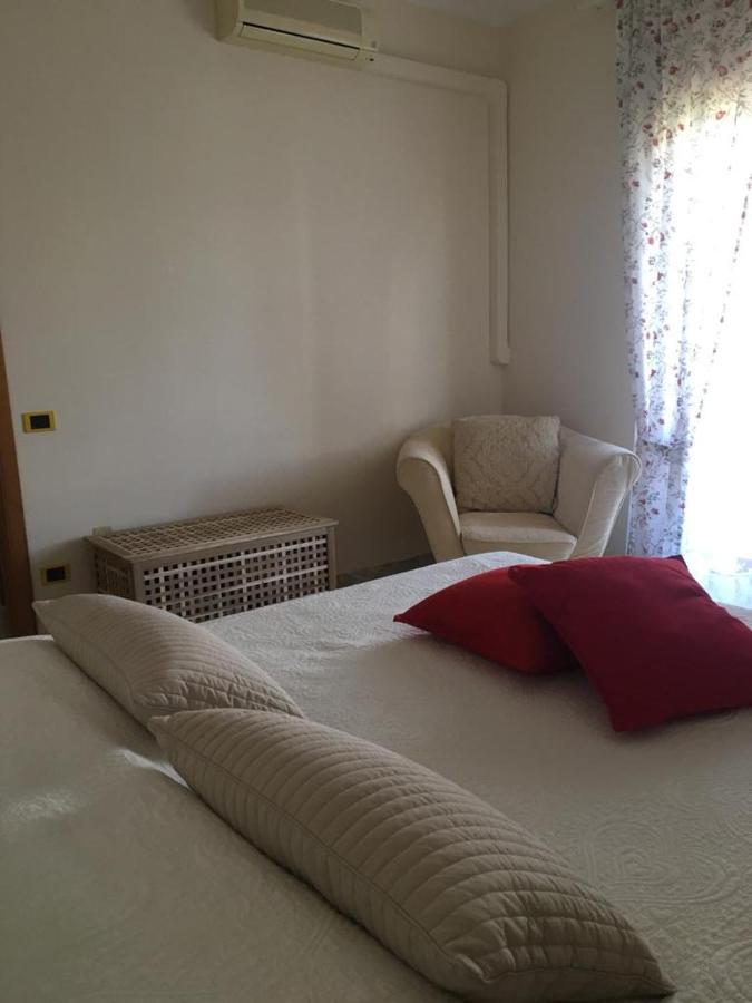 Paestum Rosae Bed & Breakfast Ngoại thất bức ảnh