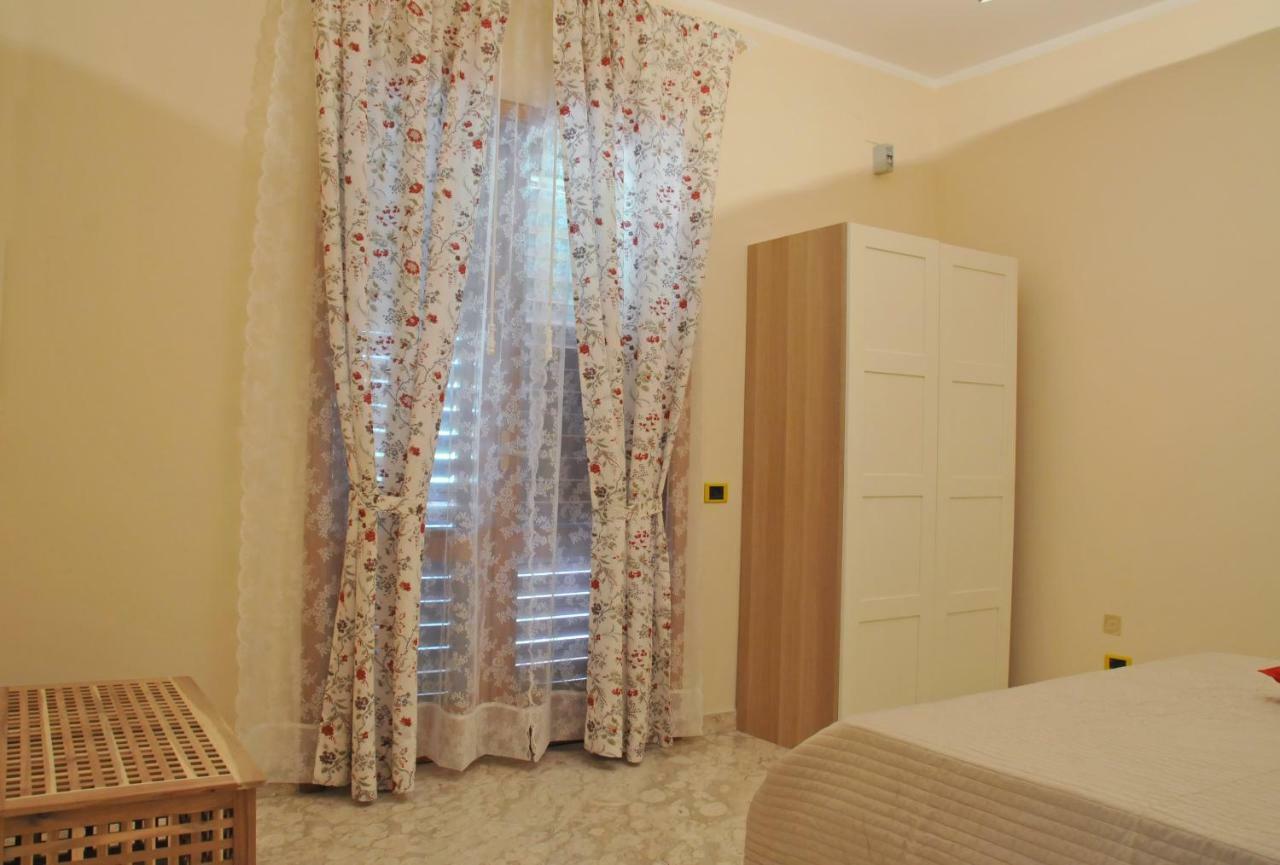 Paestum Rosae Bed & Breakfast Ngoại thất bức ảnh